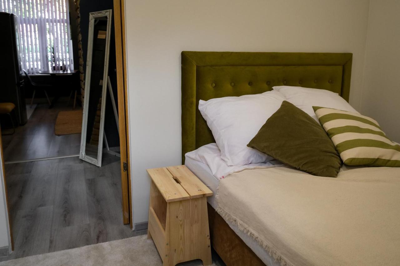 Silti, Atjaunoti Dzivokli Tuvu Centram - 1St Floor Apartment Riga Ngoại thất bức ảnh